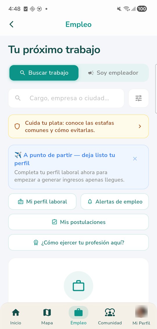 Pantalla «Empleo»: buscador de trabajo, aviso sobre estafas comunes, perfil laboral, alertas de empleo y la guía para ejercer tu profesión en el destino.